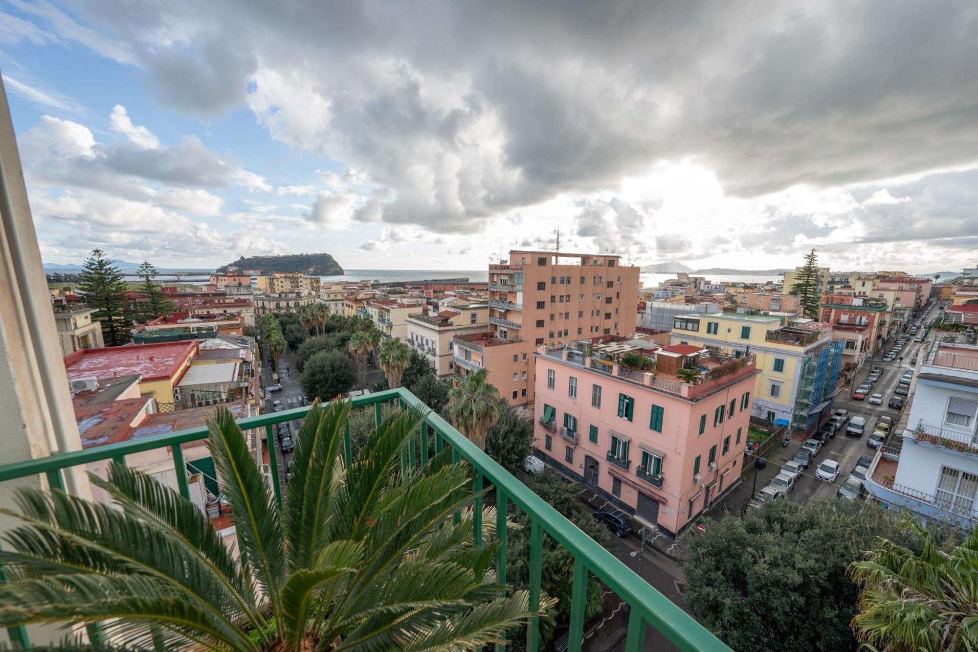 Seconda Stella A Destra Otel Napoli Dış mekan fotoğraf